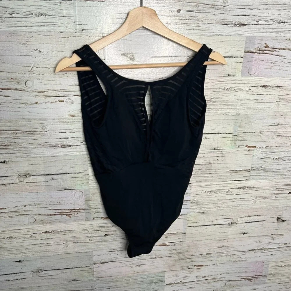Jets by jessika Allen black striped sheer Australian one piece swimsuit size 4